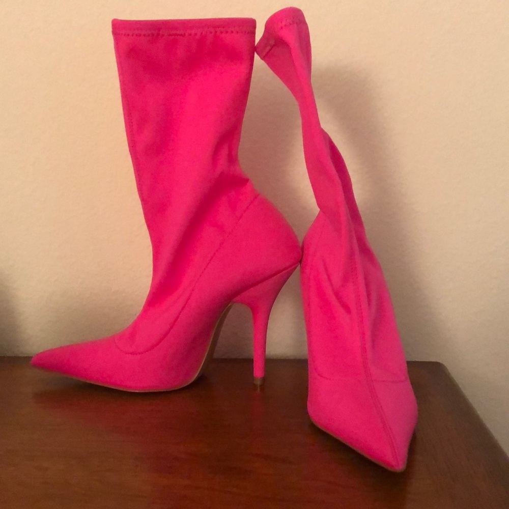 Steve Madden Hot Pink Heels